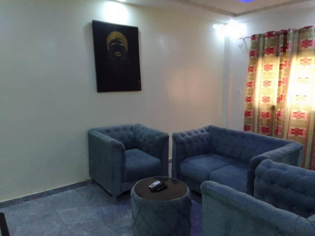 Residence Des Almadi Dakar Exterior photo
